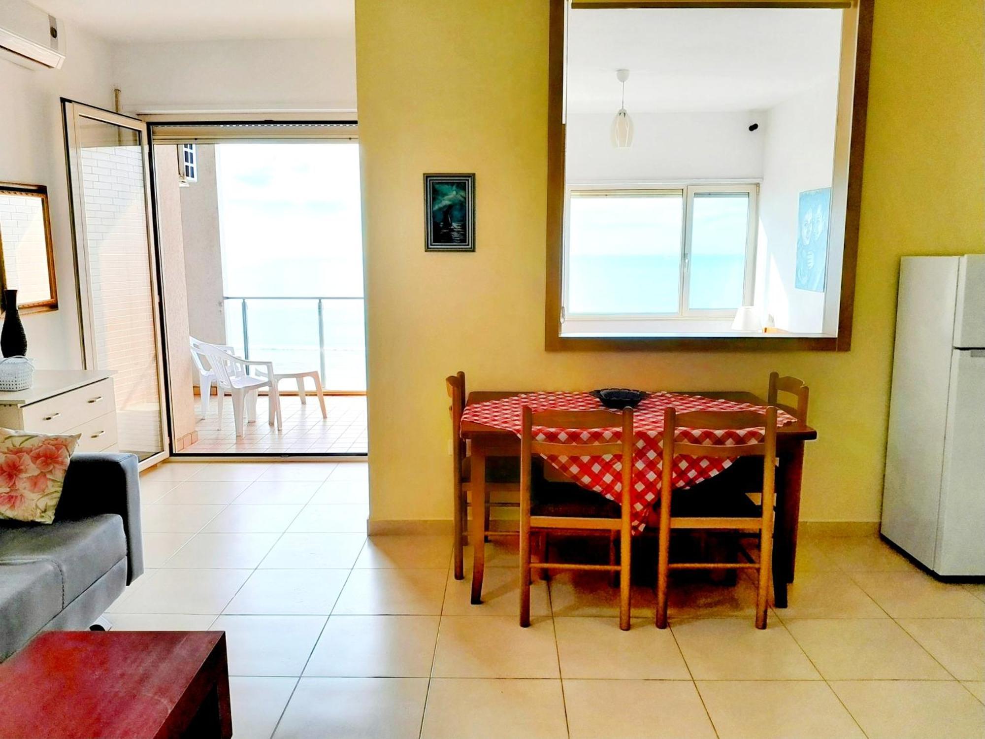 Turtle Apartment Durrës Extérieur photo