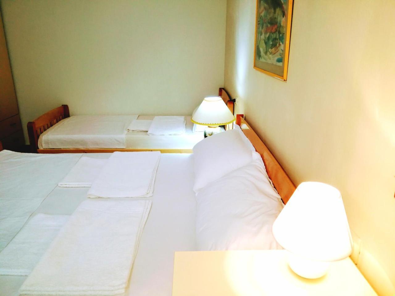 Turtle Apartment Durrës Extérieur photo